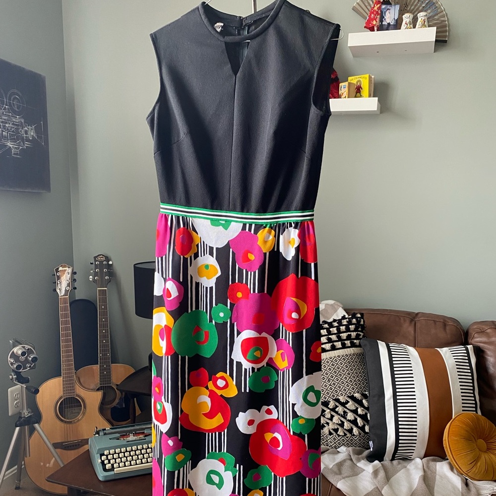 Gorgeous 60s maxi dress. Mod. MCM. Flower power